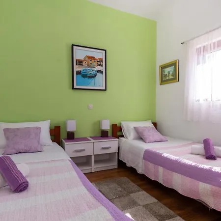 빌라 Marija By Guide Desne